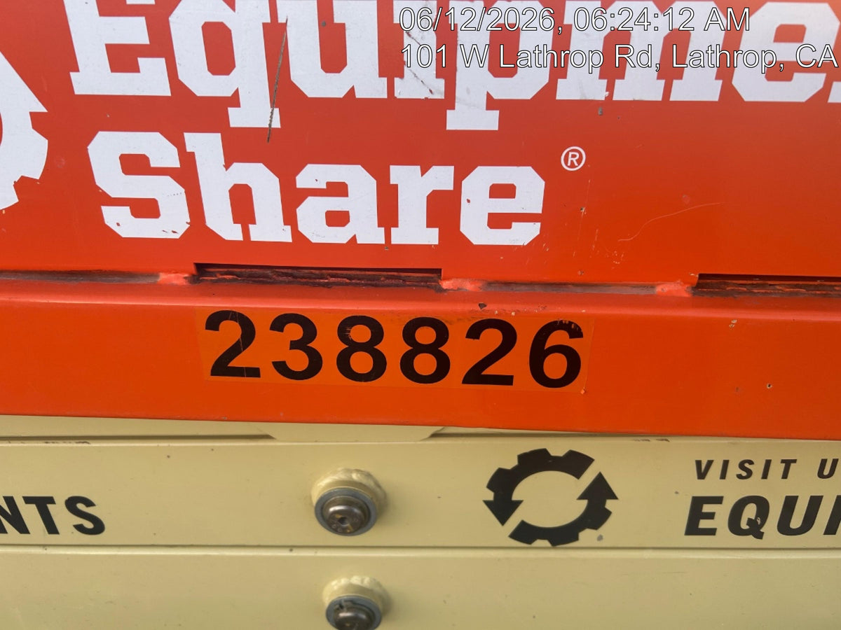 2022 JLG ES2632