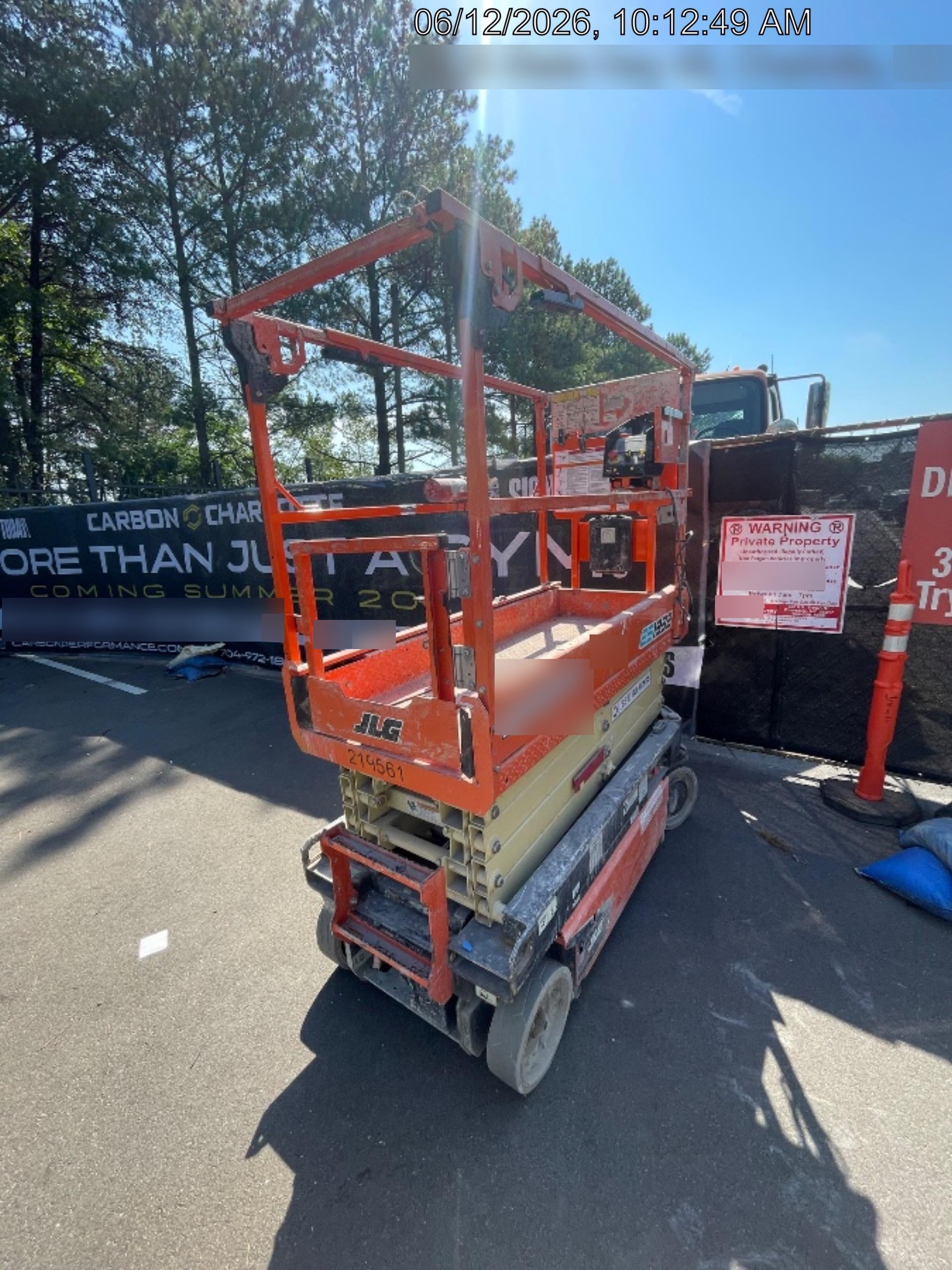 2022 JLG ES1932