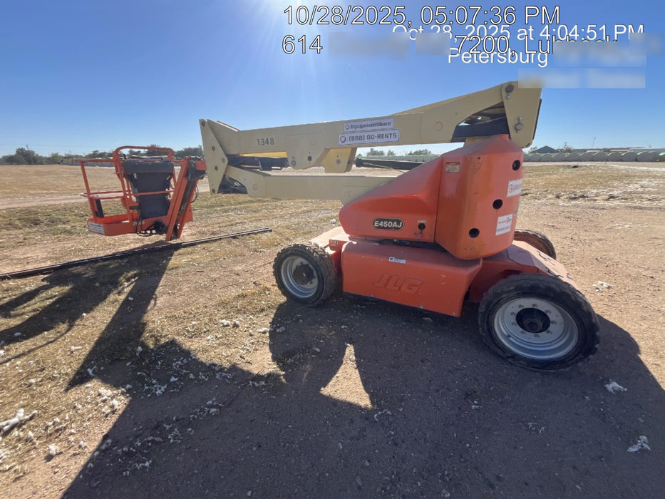 2012 JLG E450AJ