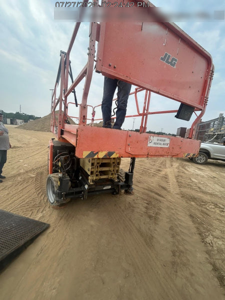 2021 JLG RT4069