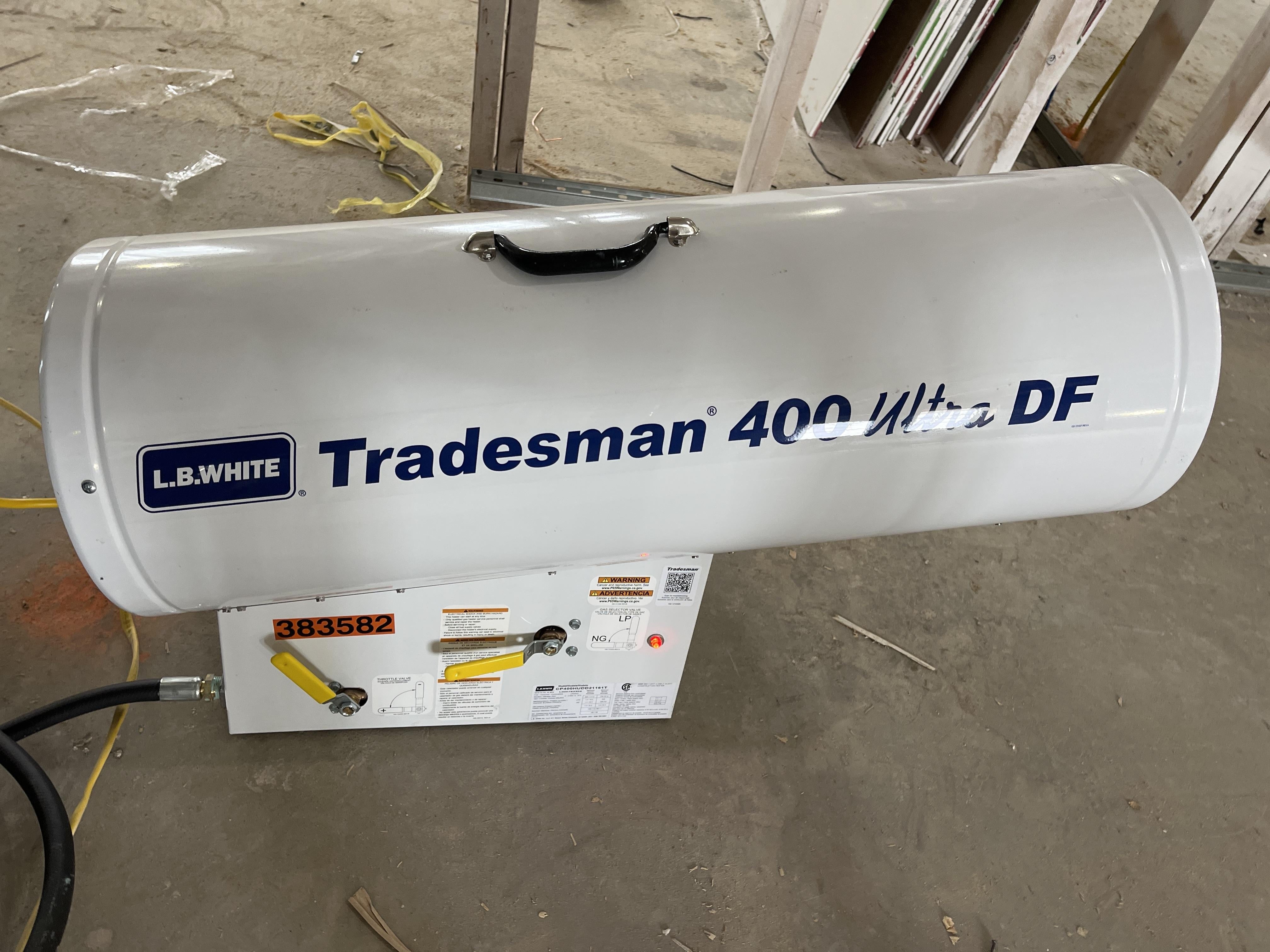 2024 LB WHITE Tradesman 400 Ultra DF