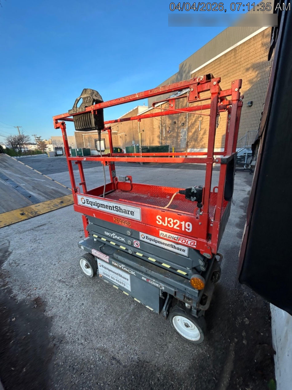 2023 SKYJACK SJ3219