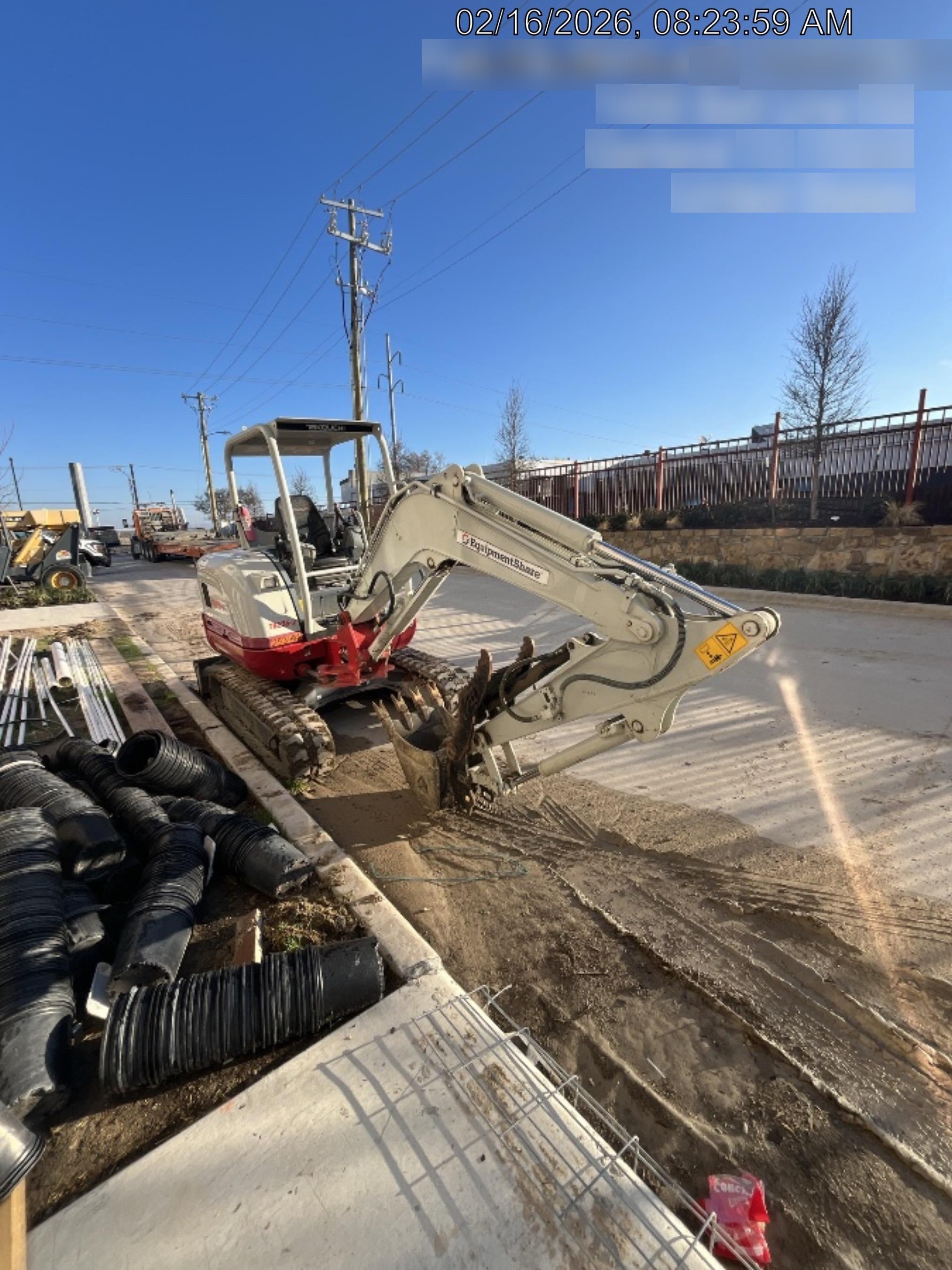2022 TAKEUCHI TB235-2R