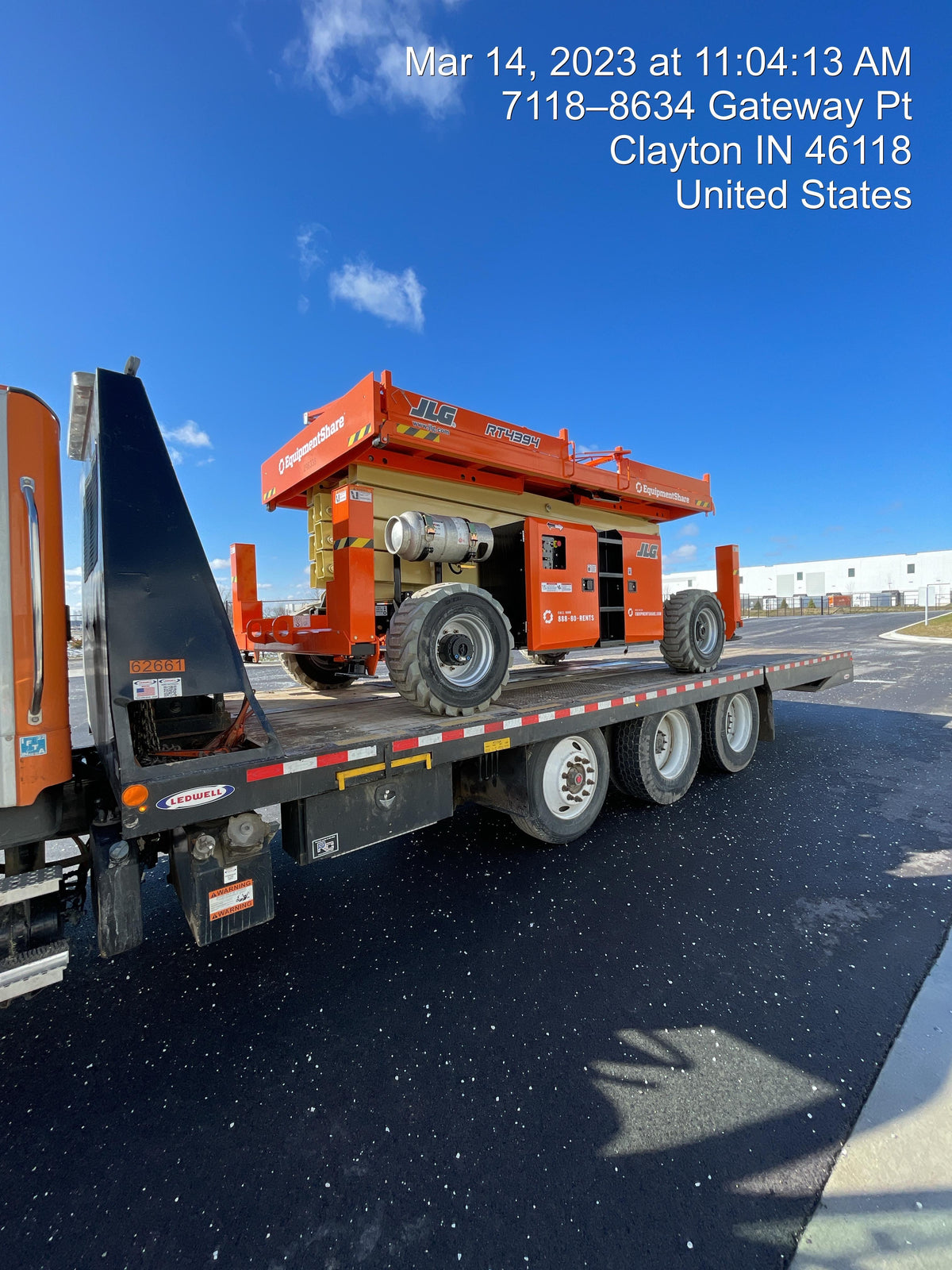 2023 JLG RT4394