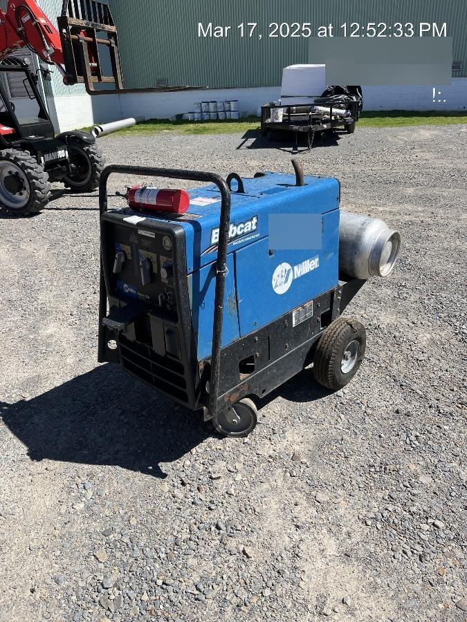 2019 Miller Electric BOBCAT 250 Standard w/Running Gear, Bracket, Hose