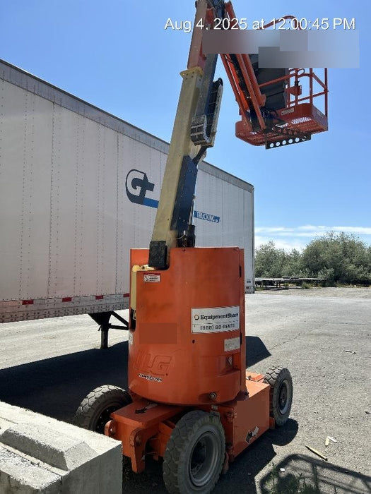 2019 JLG E300AJP