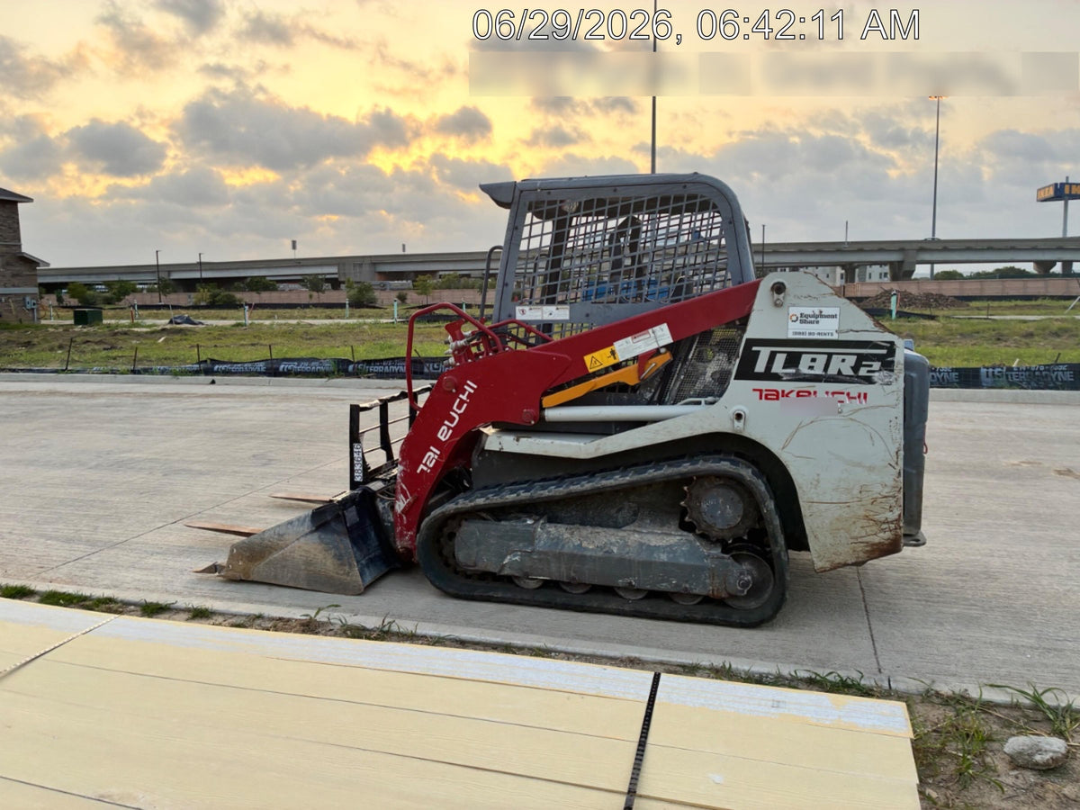 2022 TAKEUCHI TL8R2-R
