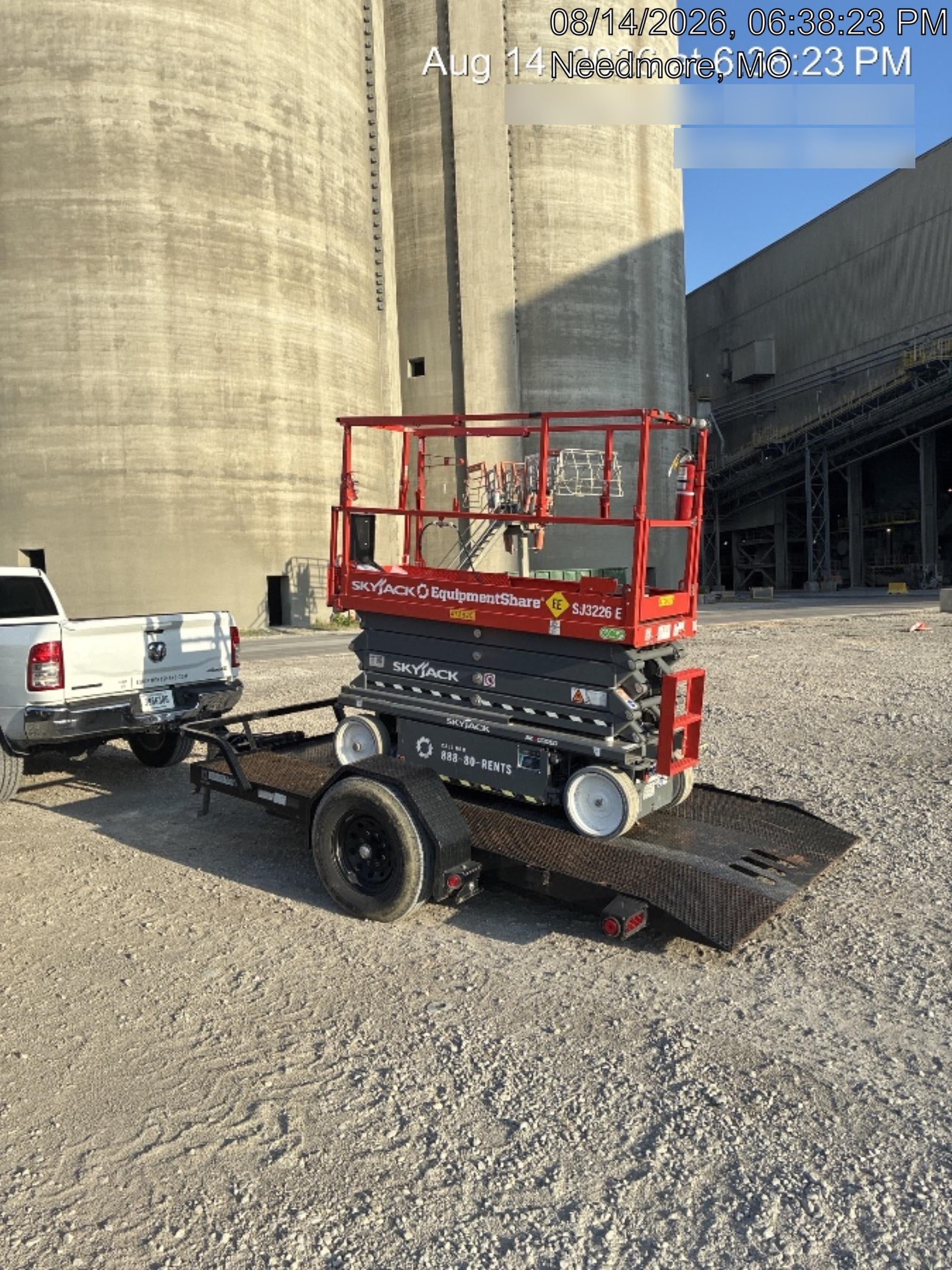 2022 LOADTRAIL Tilt-Deck Rental Trailer