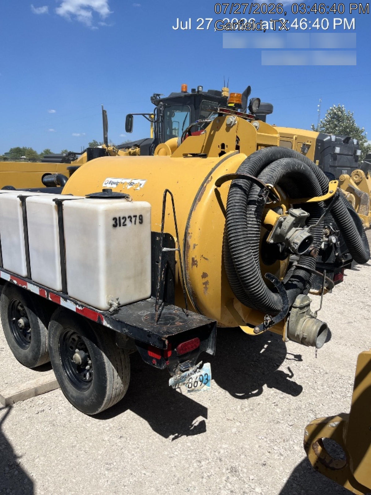 2023 Vac-Tron LP573XDT T4 Koehler Diesel Engine, 500 Gallon Debris Tank, x2 100 Gallon Water Tanks
