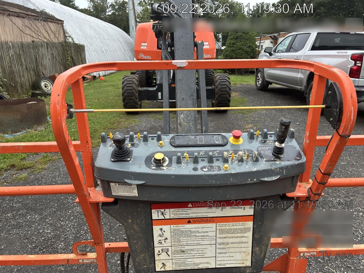 2025 JLG 660SJ