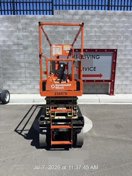 2022 JLG ES2632