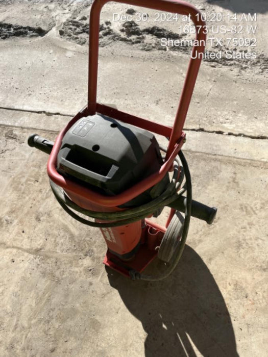 2023 HILTI TE 3000-AVR