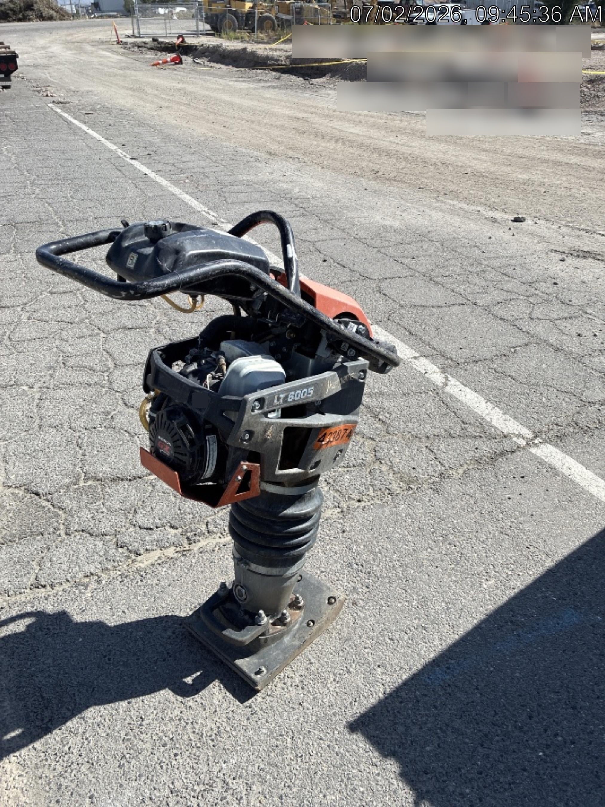 2024 HUSQVARNA LT6005
