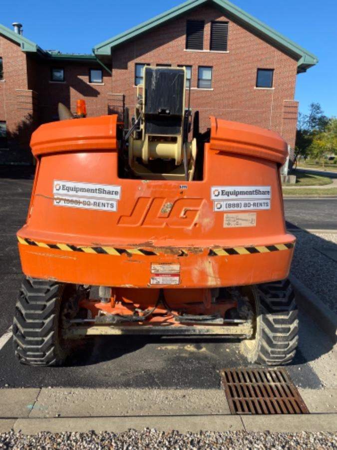 2020 JLG 660SJ