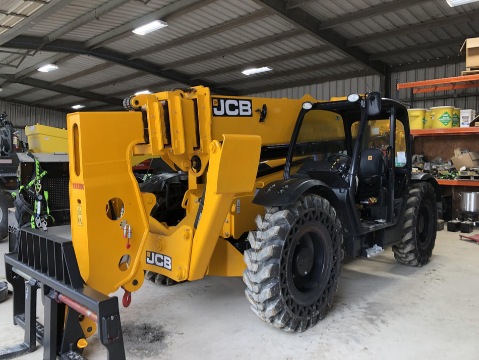 2020 JCB 510-56 Canopy, Solid Tires, Work Lights, Beacon, Aux Hydraulics, Back up Alarm, Lifting Eye, ES Decals