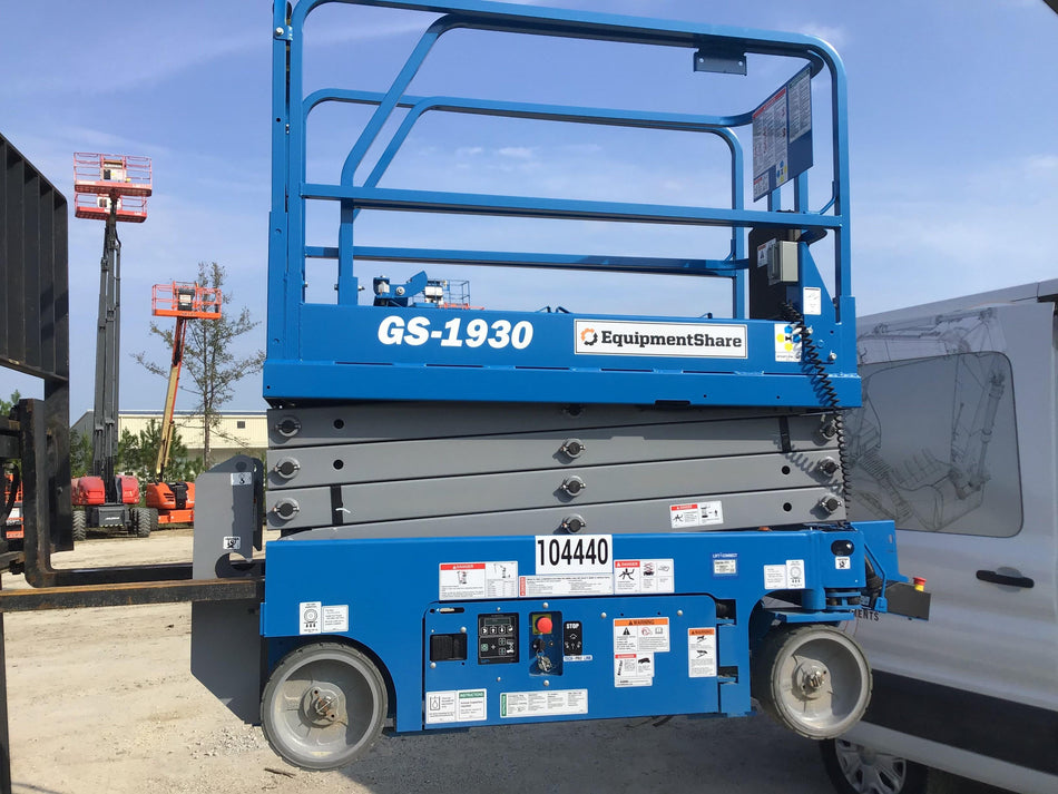 2020 Genie GS-1930 Fixed rails with chain entry gate - Pre A92.20