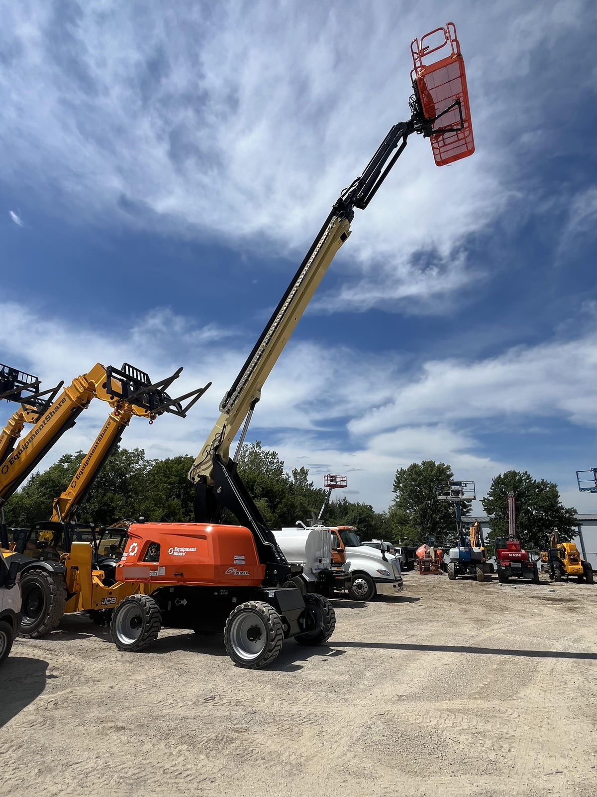 2026 JLG 660SJ