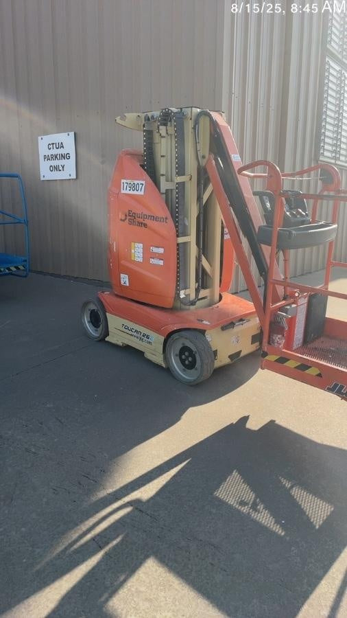 2021 JLG 26E