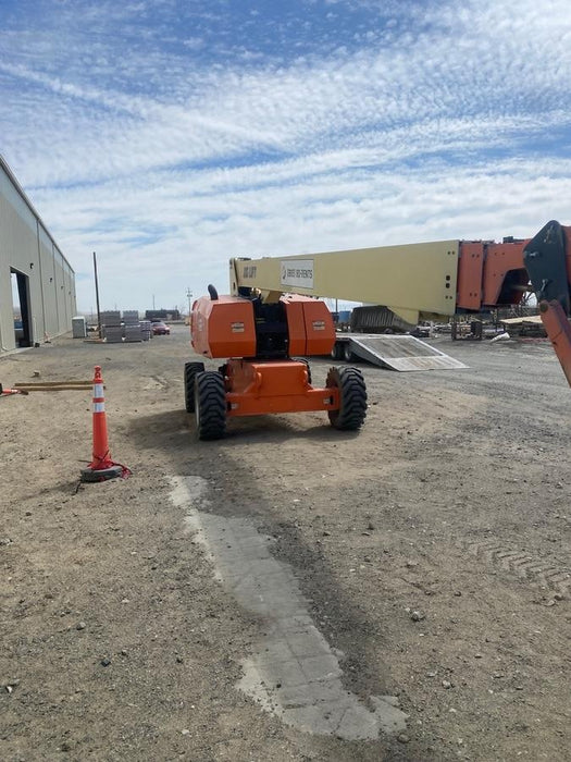 2019 JLG 860SJ