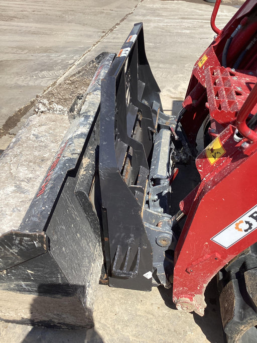 2022 PALADIN 48" Pallet Forks - Paladin