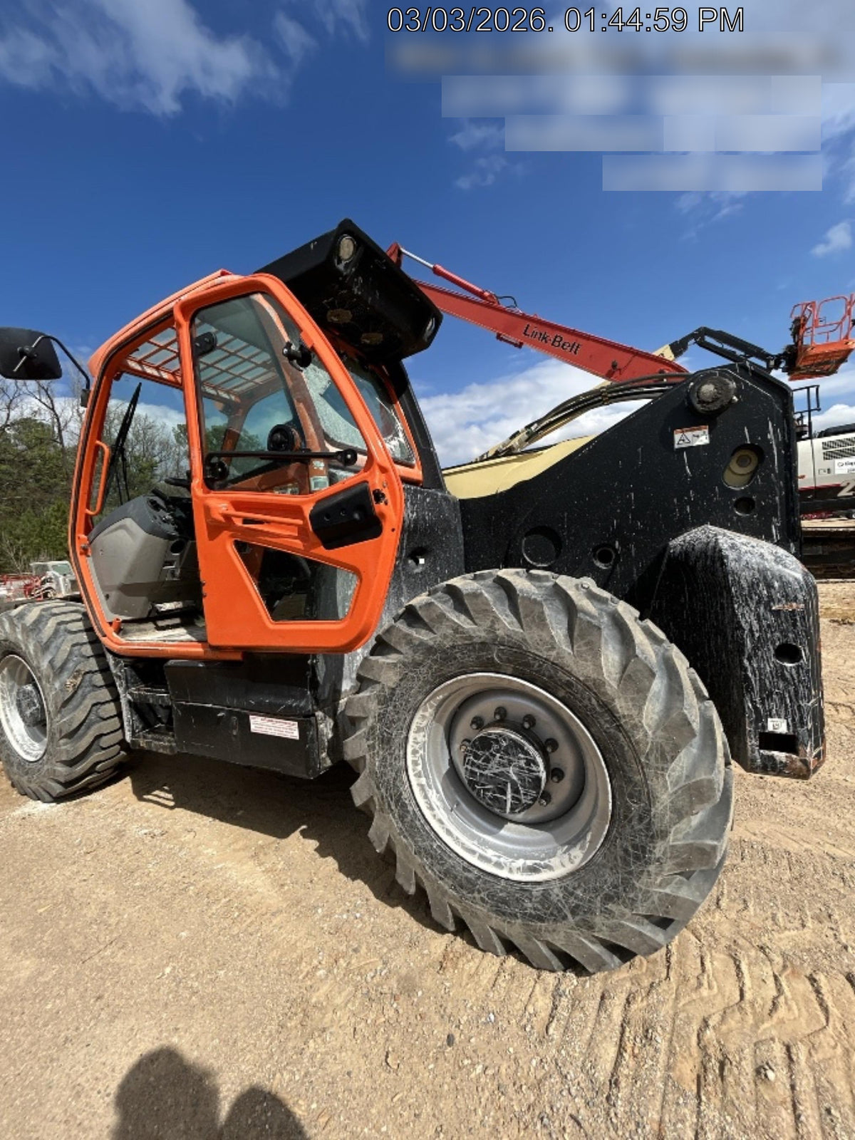2021 JLG 1732