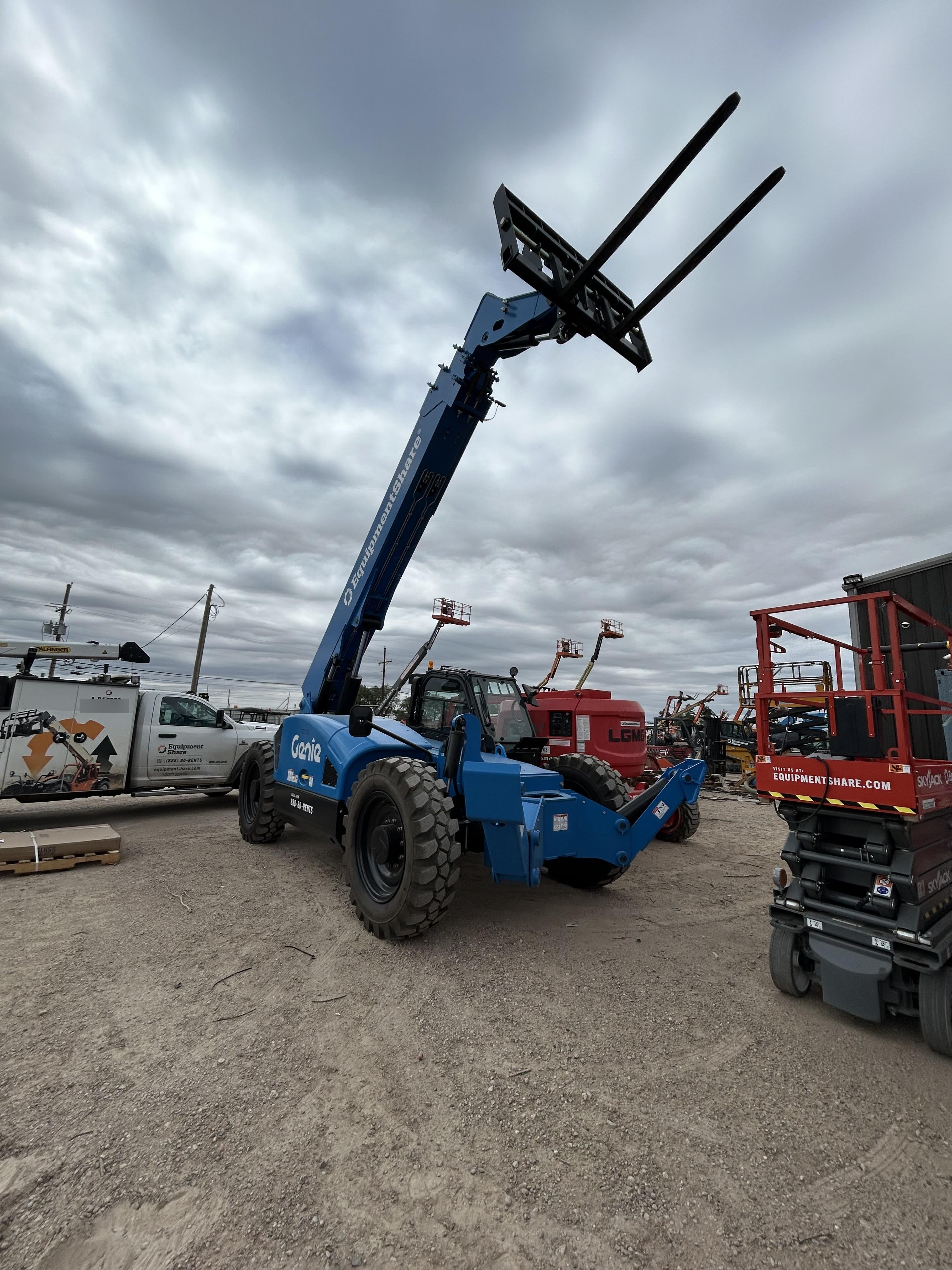 2026 GENIE GTH-1056