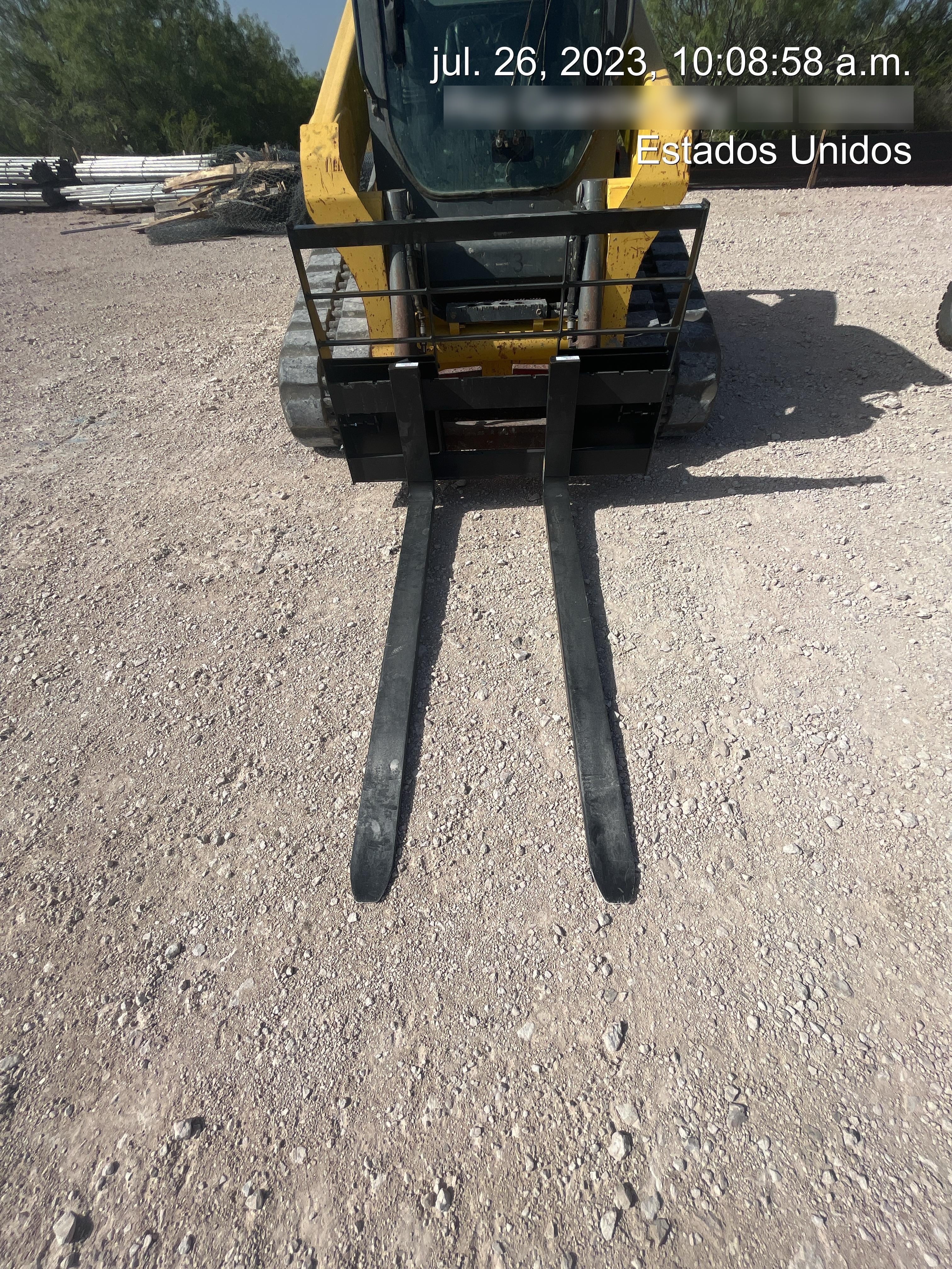 2023 ARROW MATERIAL HANDLING 24" Pallet Fork Frame
