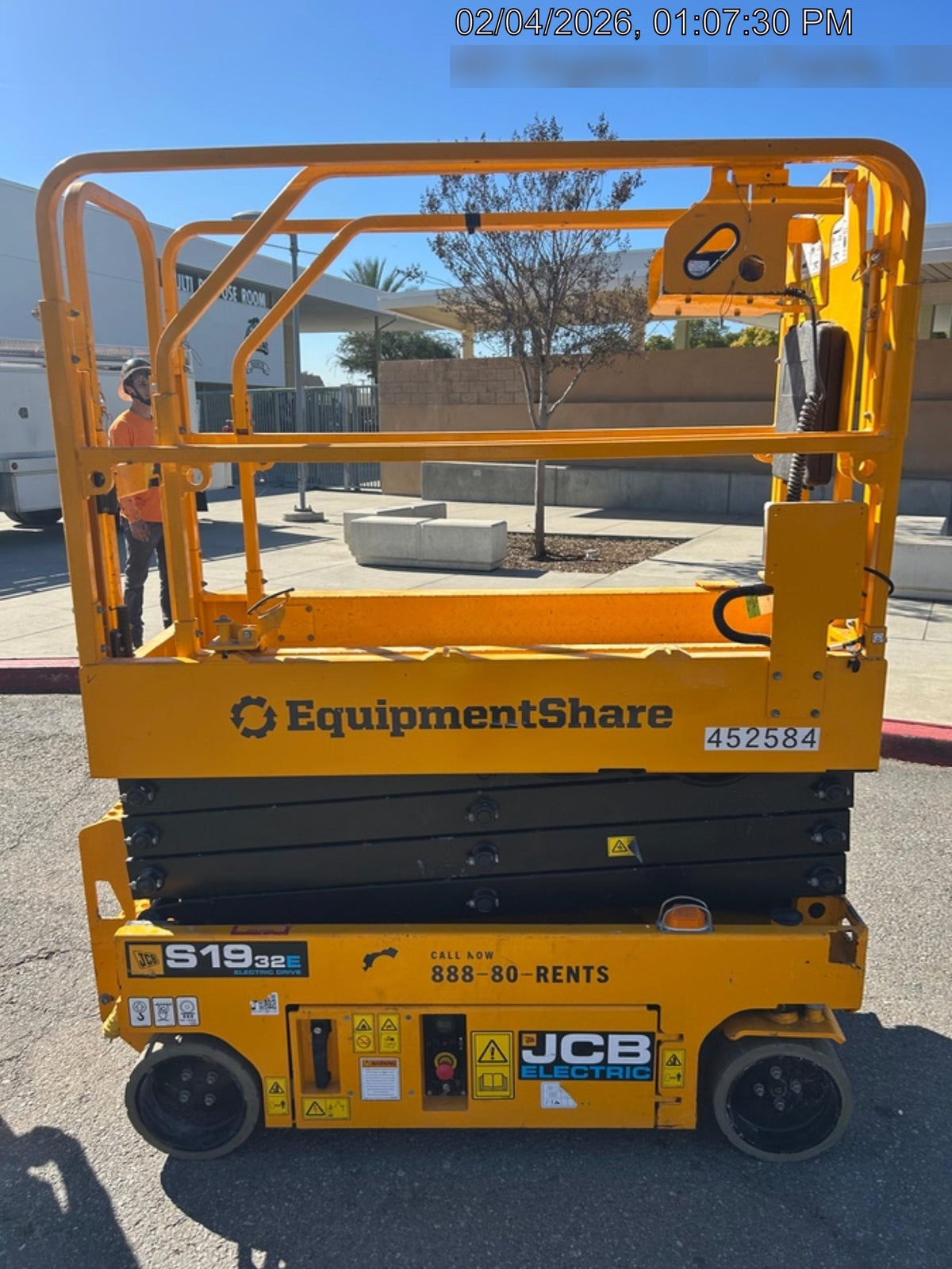 2024 JCB S1932E