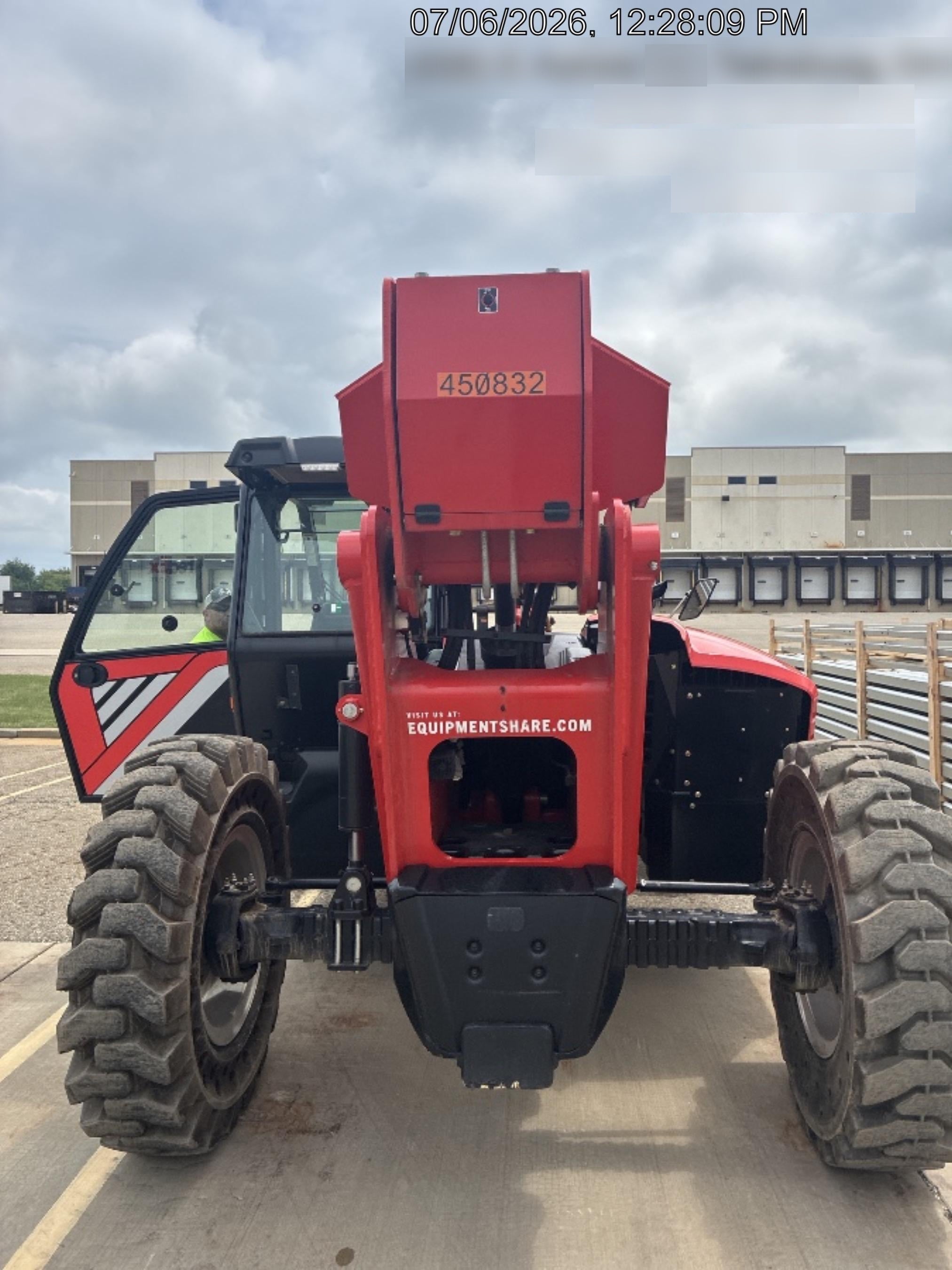 2024 MANITOU MTA842