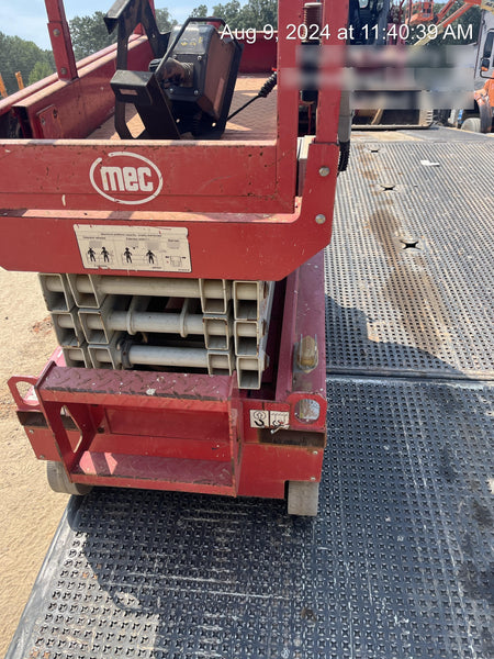 2019 MEC 1330SE MEC 1330SE w/ES Track Hardware, Full Extended 2 Year Warranty