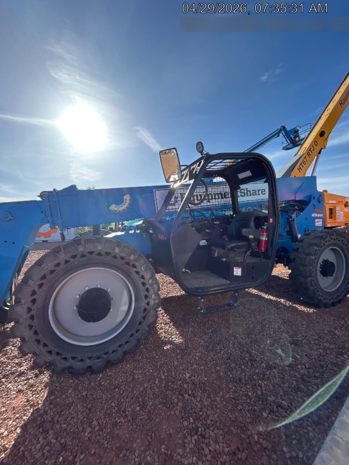 2022 GENIE GTH-844