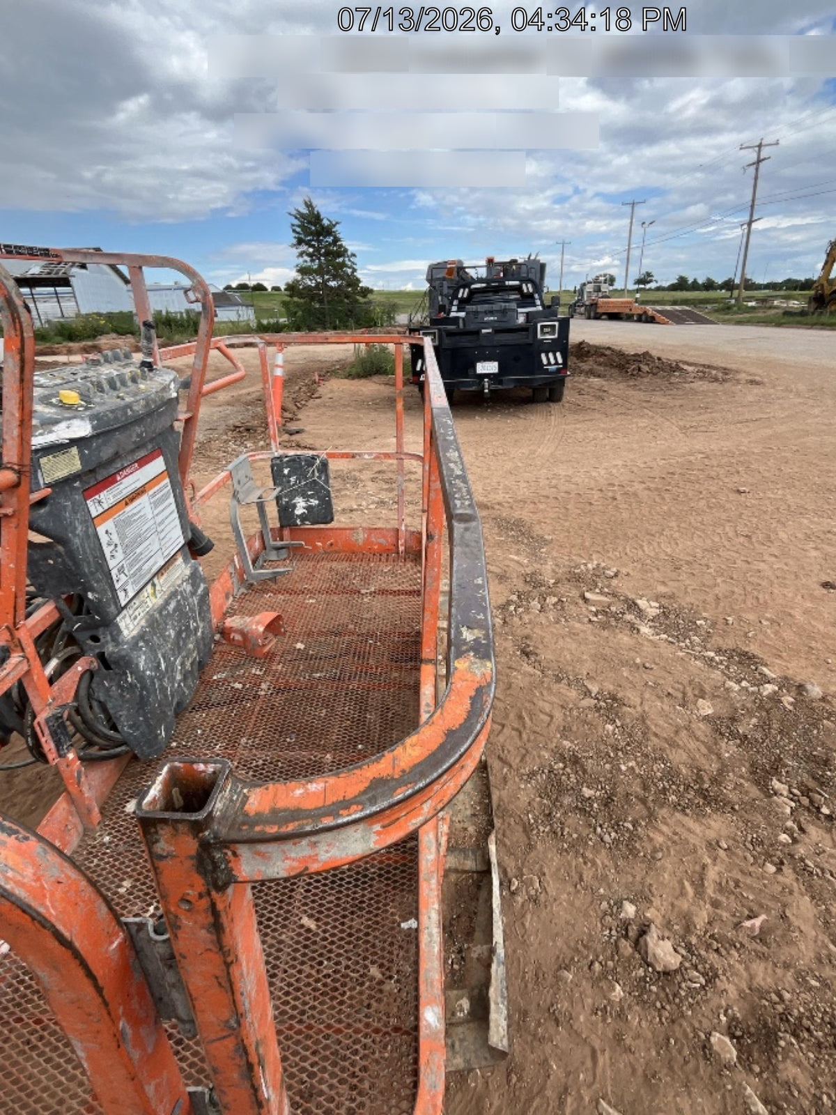 2019 JLG 660SJ