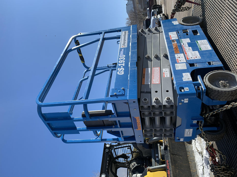 2020 Genie GS-1930 Fixed rails with chain entry gate - Pre A92.20