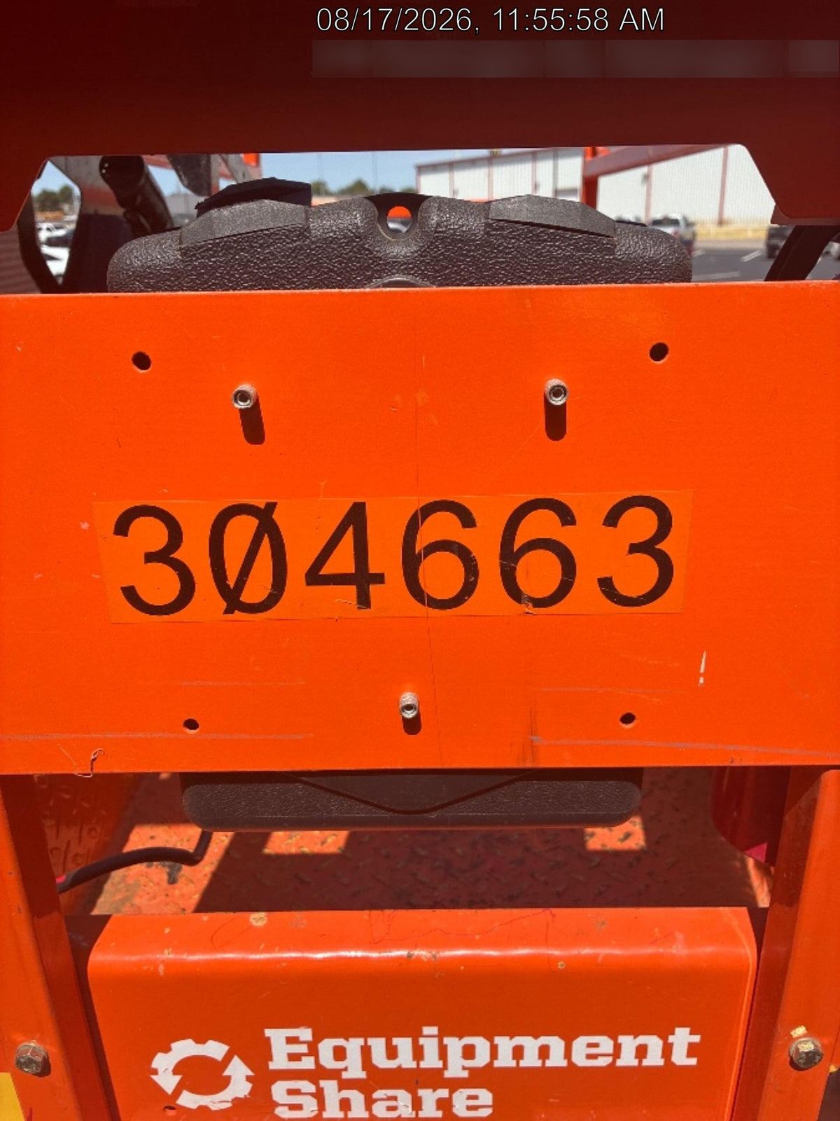 2023 JLG ES1932