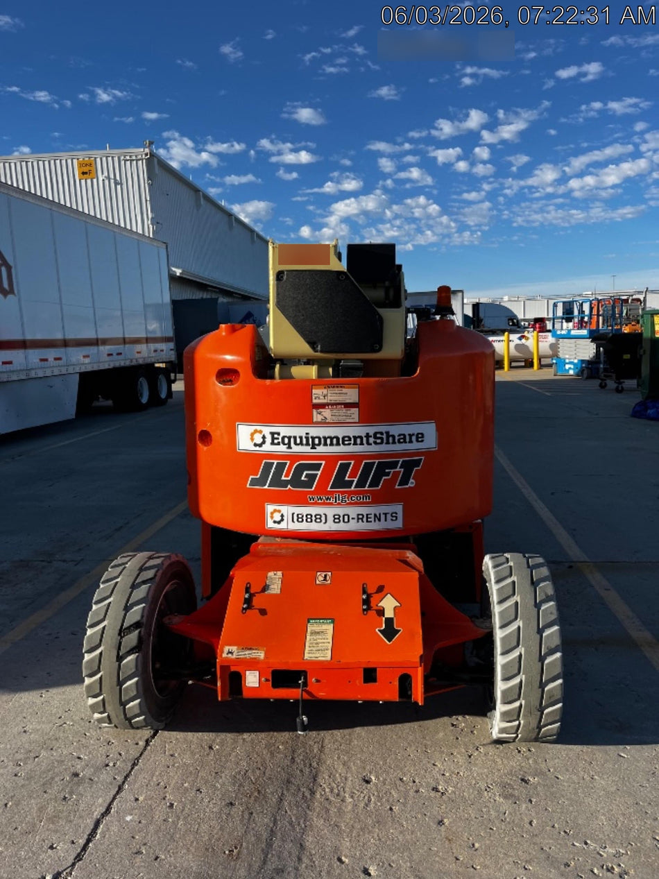 2019 JLG E450AJ