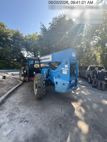 2022 GENIE GTH-844
