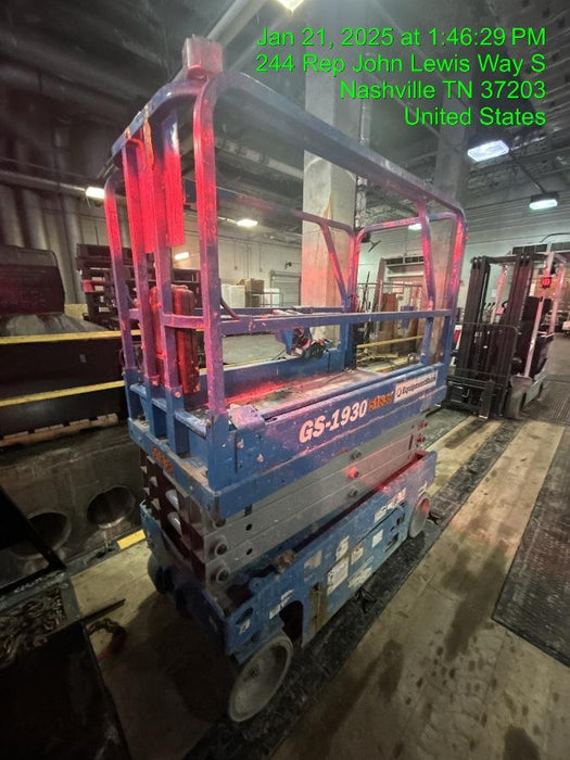 2019 Genie GS-1930 Fixed Rails with Chain Entry