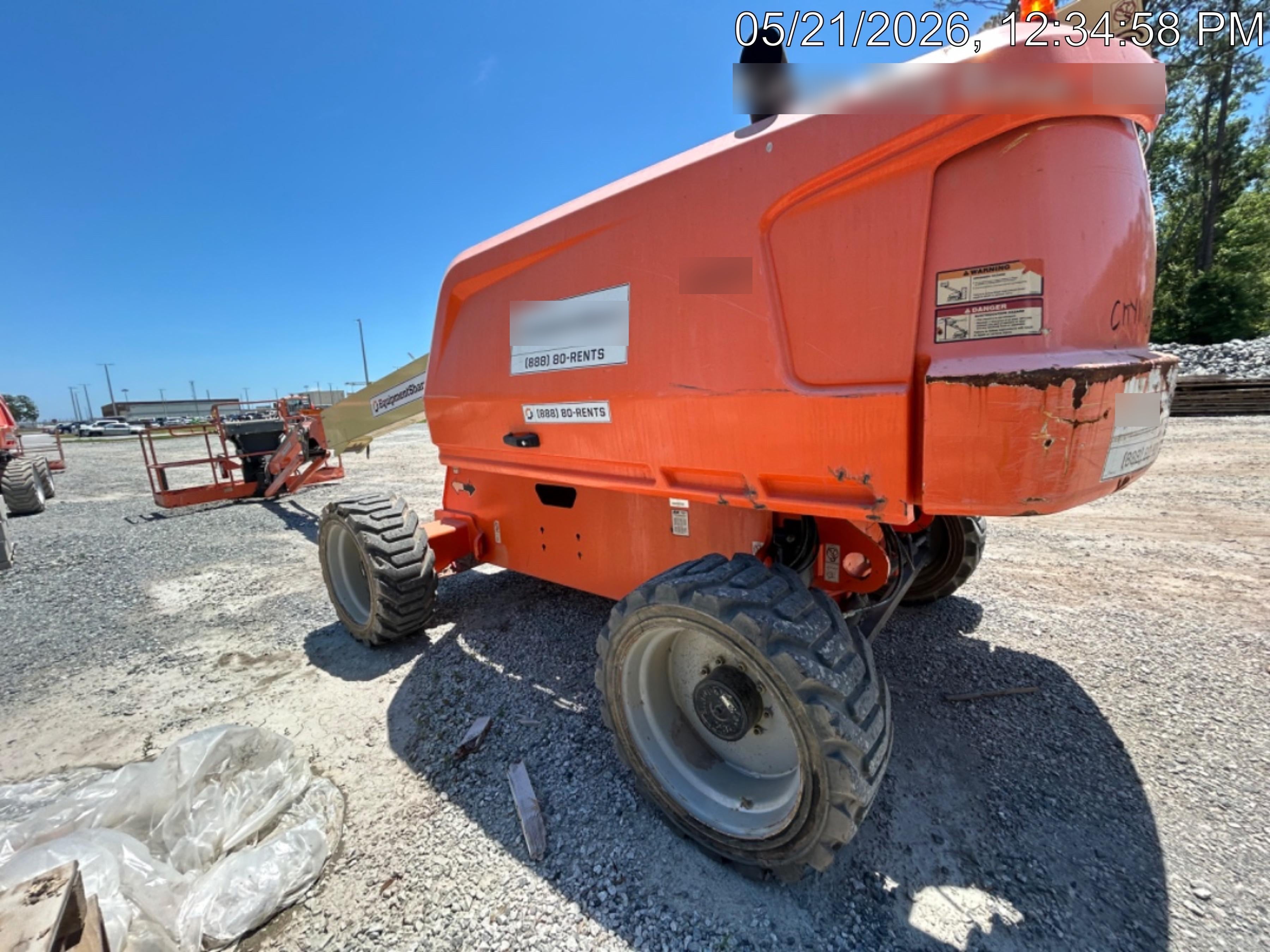 2019 JLG 660SJ