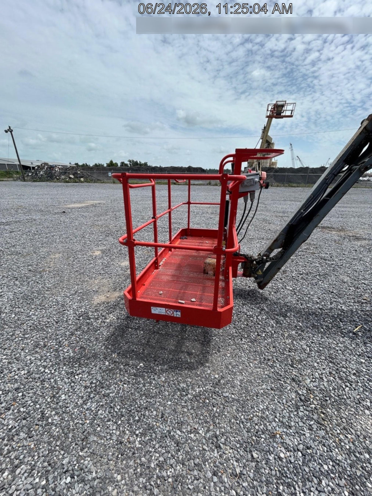 2017 SKYJACK SJ66T