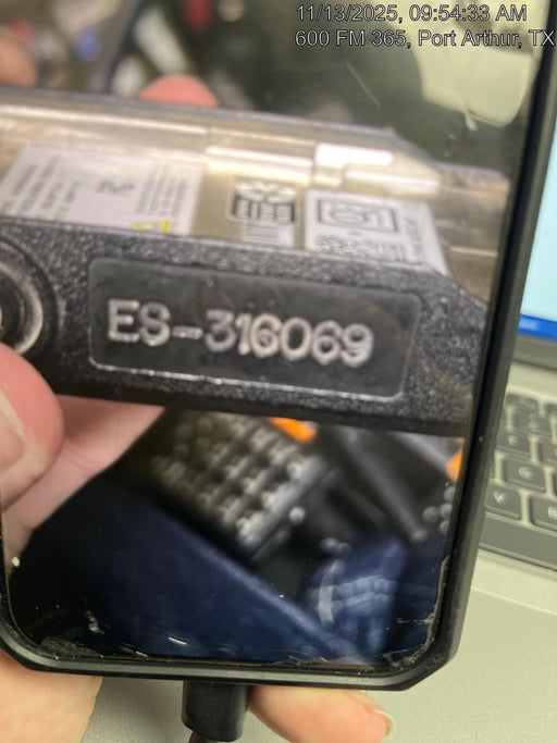 2023 MOTOROLA R7 DISPLAY