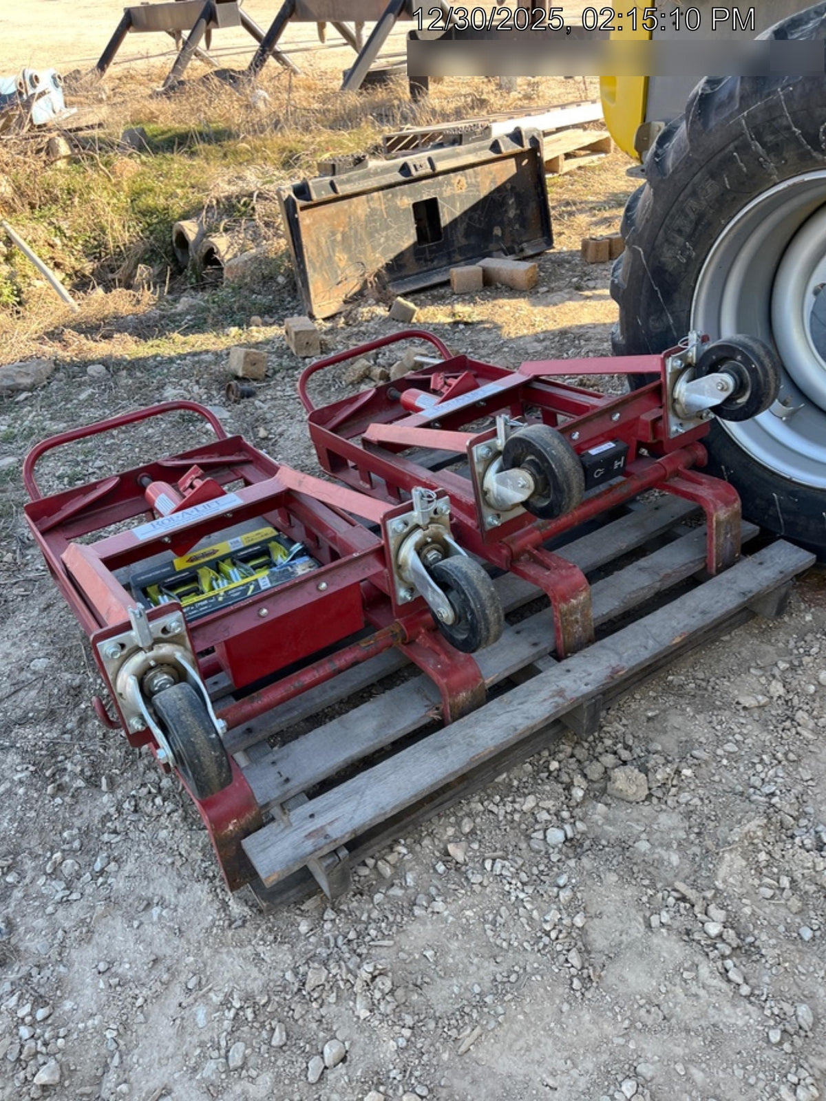 2022 ROL-A-LIFT M-6