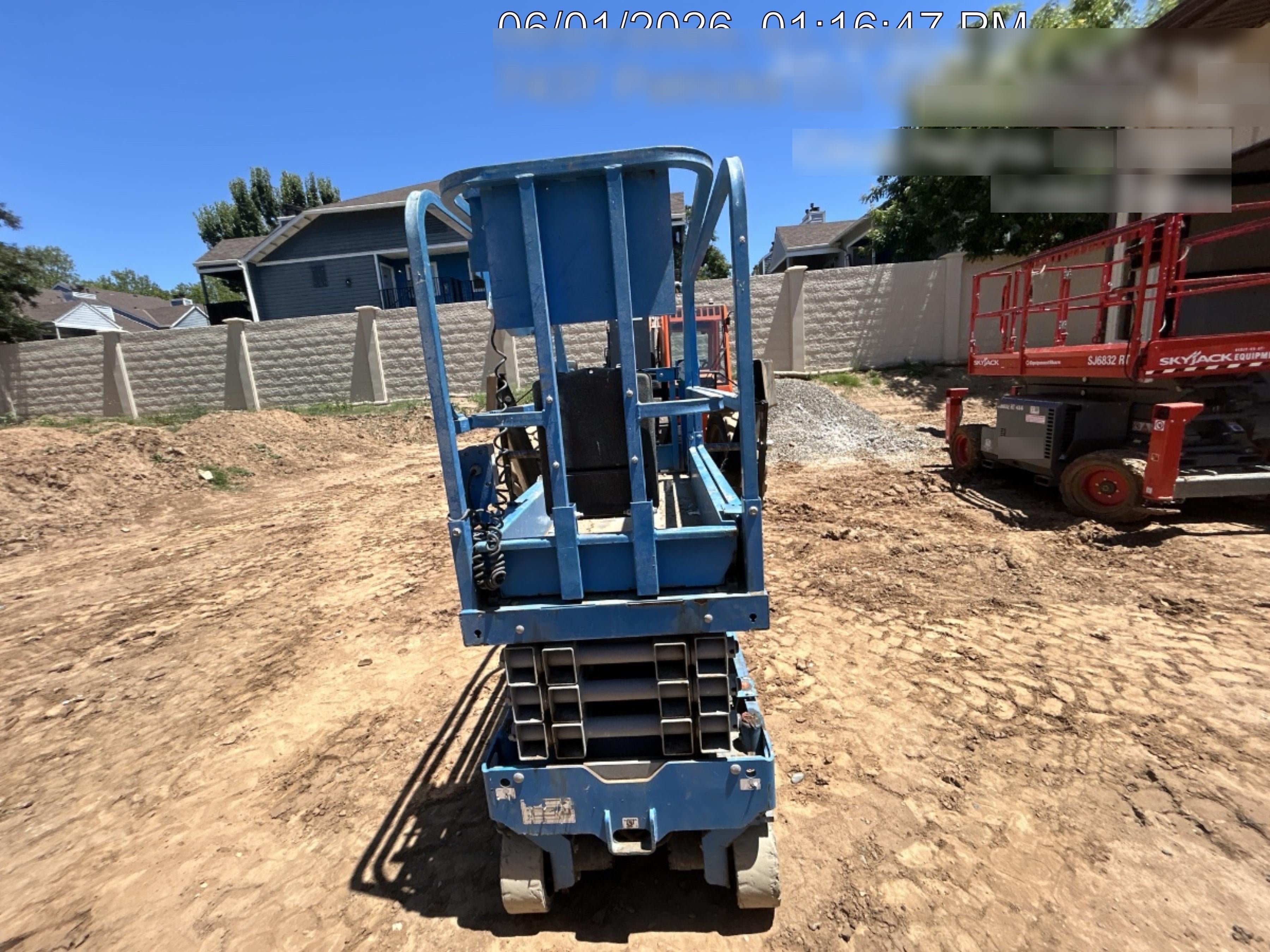 2019 Genie GS-1930 Half Height Swing Gate, 800W Inverter