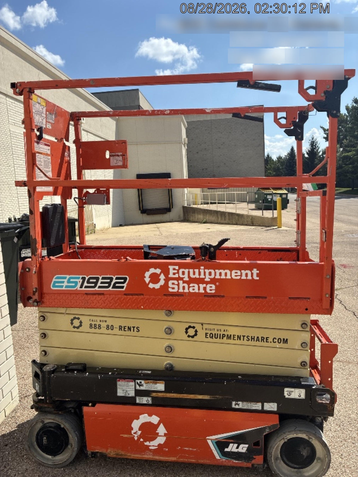 2022 JLG ES1932