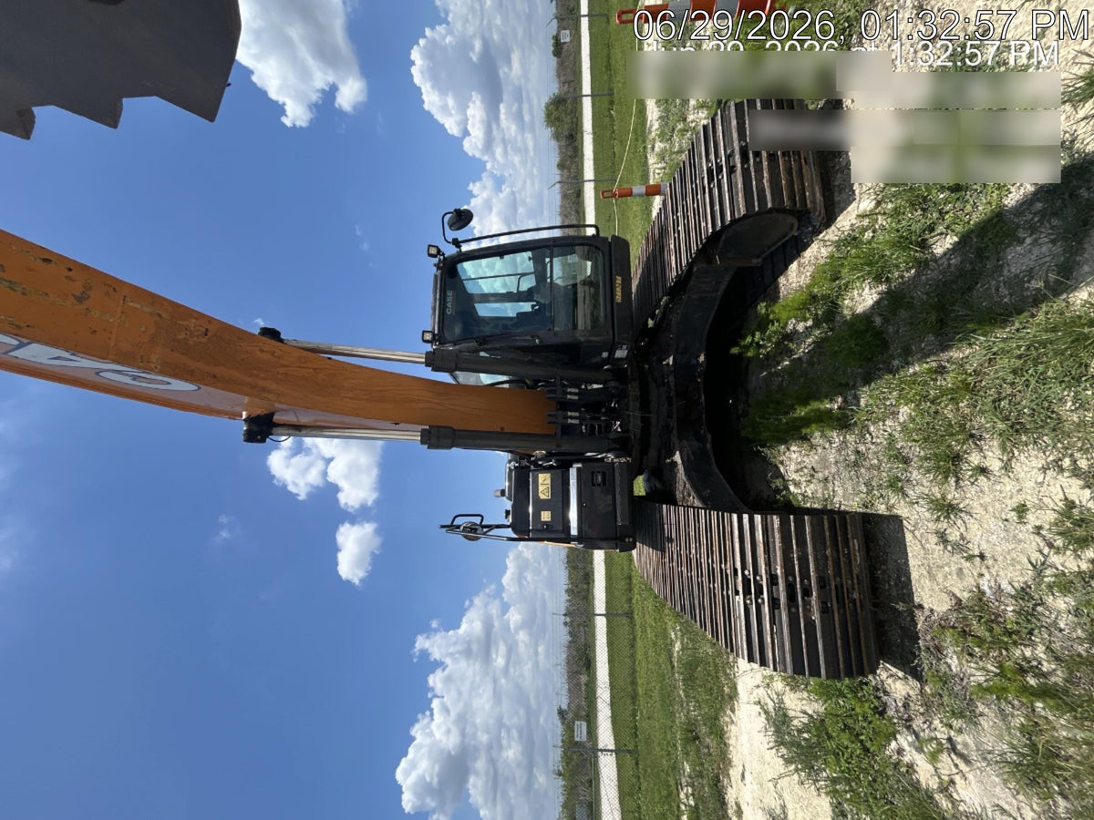 2023 CASE CX260E