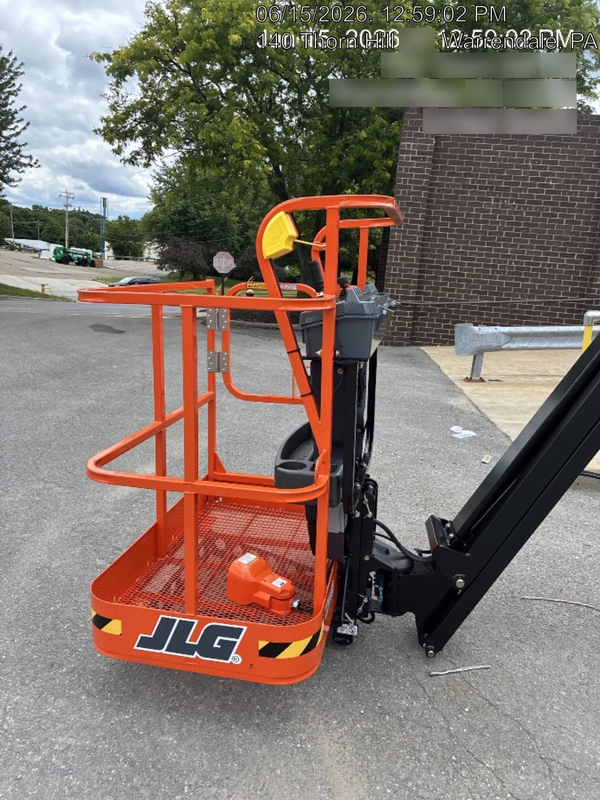 2026 JLG E400AJP Narrow
