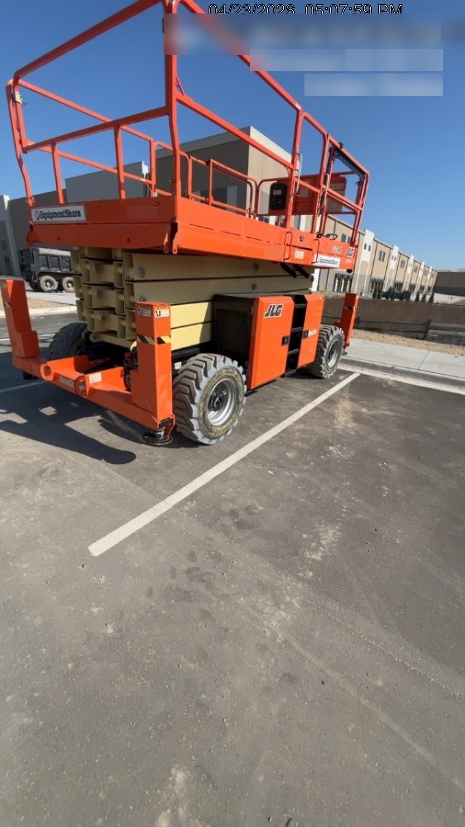 2019 JLG 430LRT