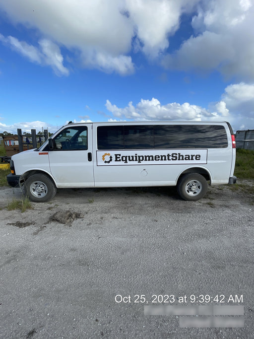 2023 CHEVROLET Express Van - Rental