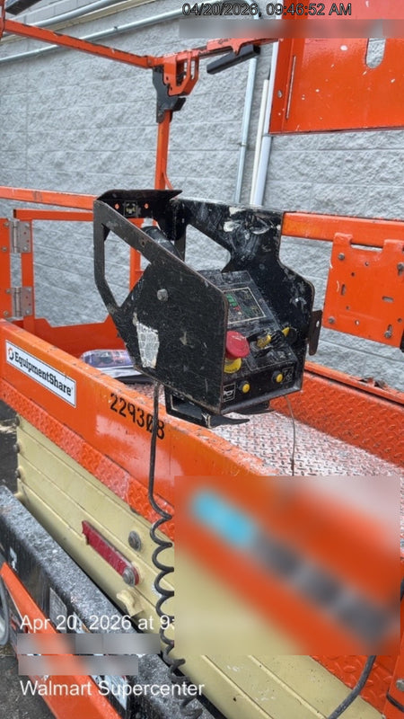 2022 JLG ES1932