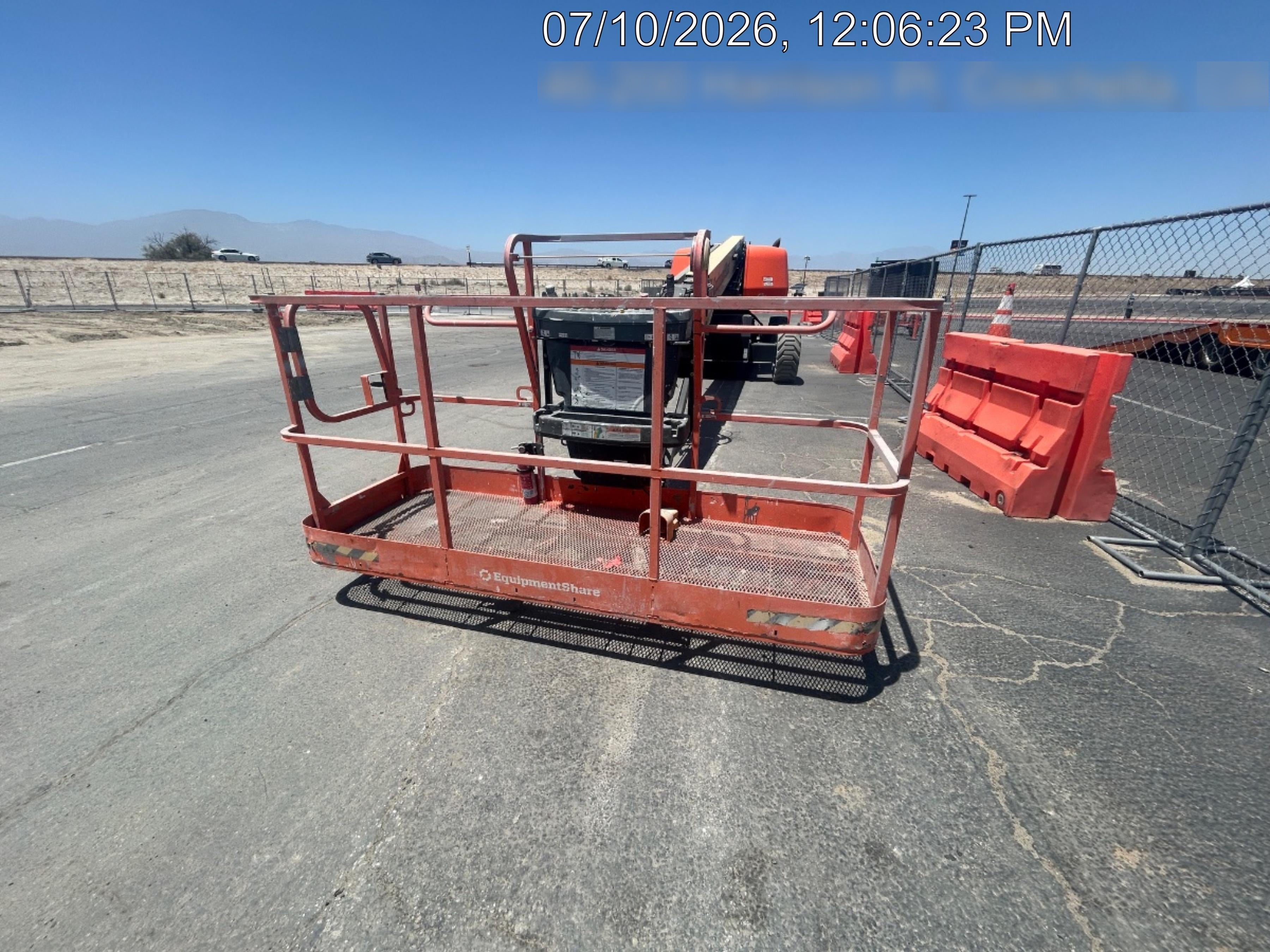 2025 JLG 660SJ