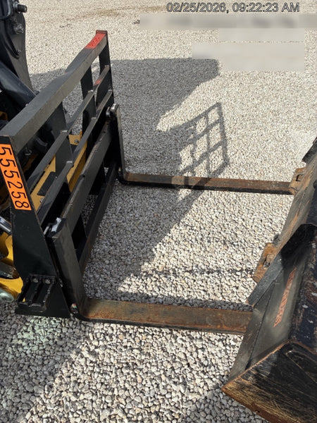 2025 ARROW MATERIAL HANDLING F5100CB - 72"